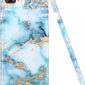 iPhone 7+.                              (Case)